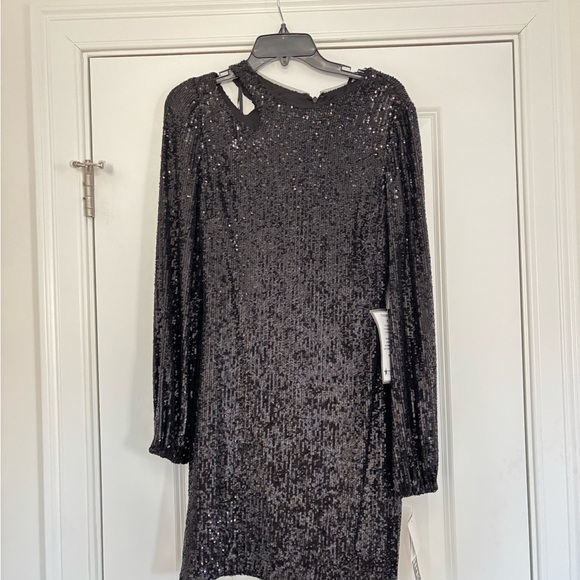 Xscape Black Sequin Long-Sleeve Cocktail Dress - Picture 9 of 11